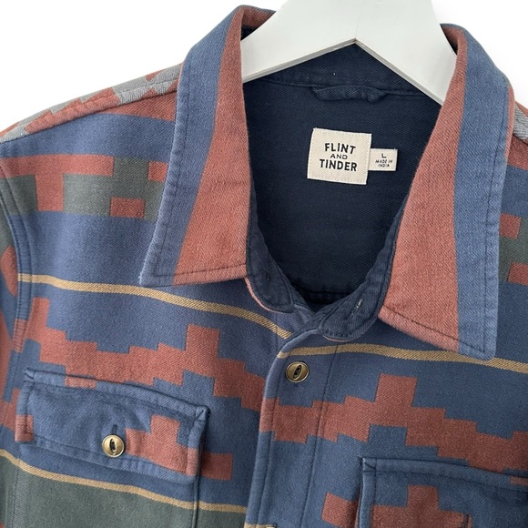 Flint and Tinder • Brushed Blanket Shirt Jacket in the Southwestern Nightfall - Picture 2 of 6